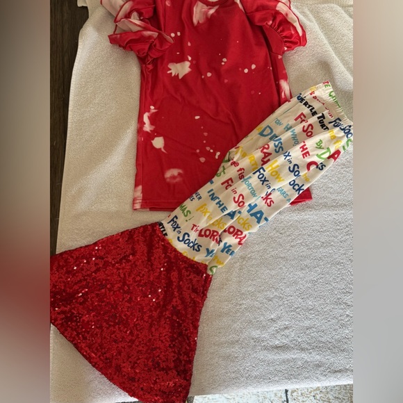 Girls Red Sequin Dr. Seuss bells outfit - Picture 3 of 9